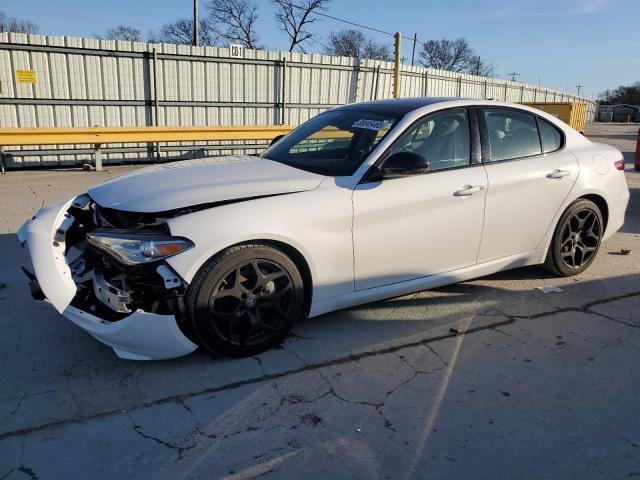 2021 Alfa Romeo Giulia Sport