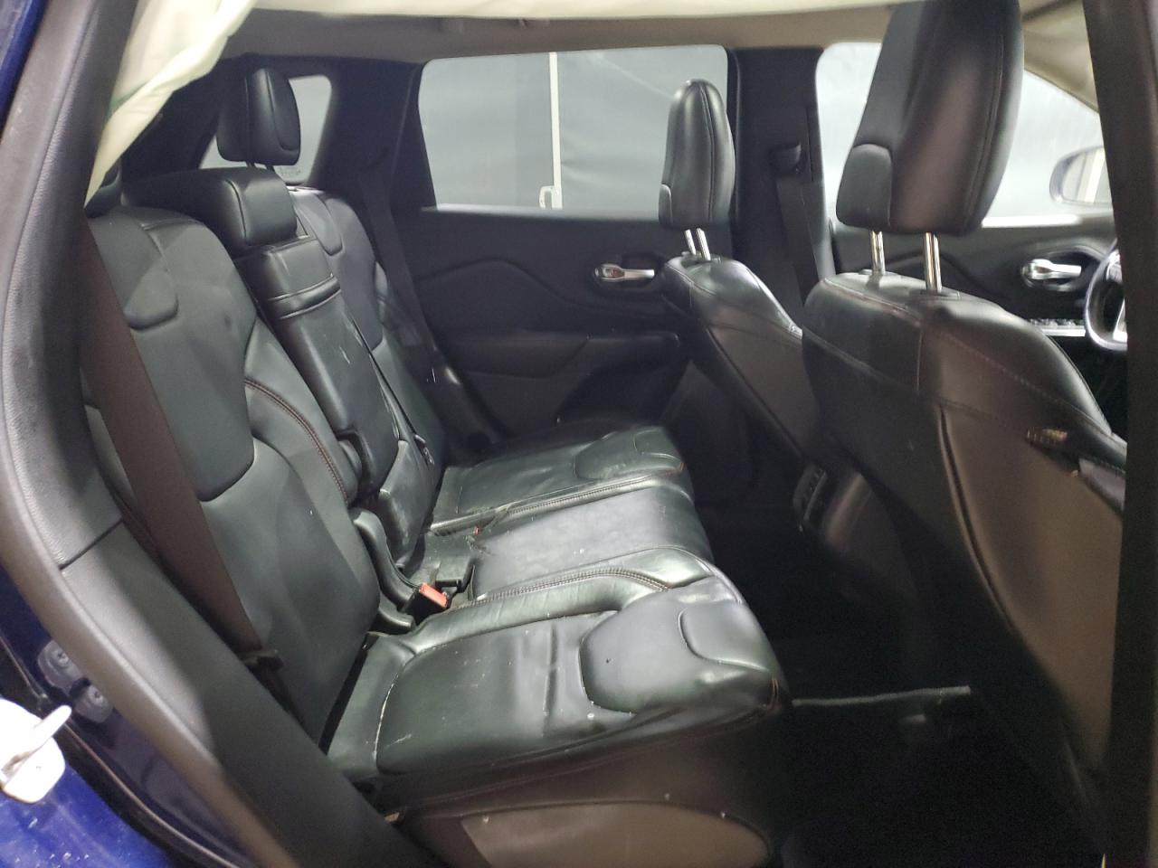 2014 Jeep Cherokee - Image 12