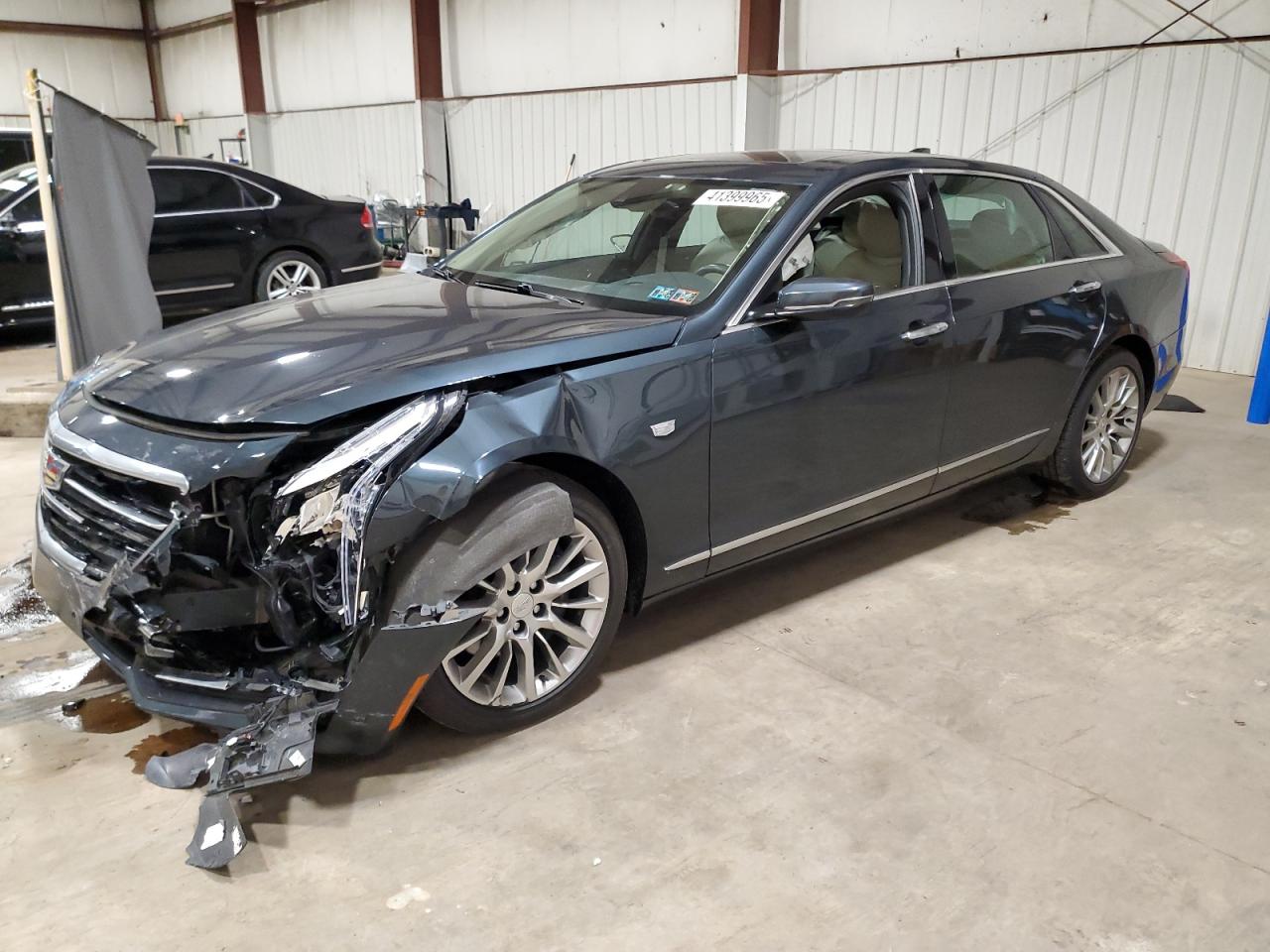 VIN 1G6KB5RS7JU102848 2018 CADILLAC CT6 no.1