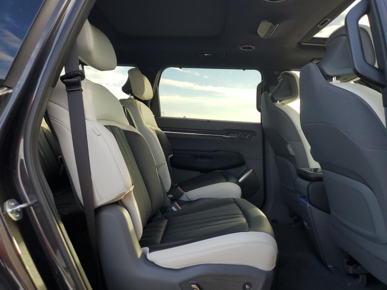 2024 Kia Ev9 Gt Line VIN: KNDAEFS55R6035547 Lot: 89186815