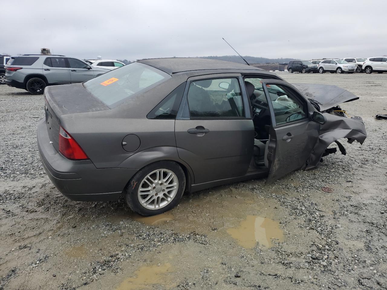 2007 Ford Focus - Image 3