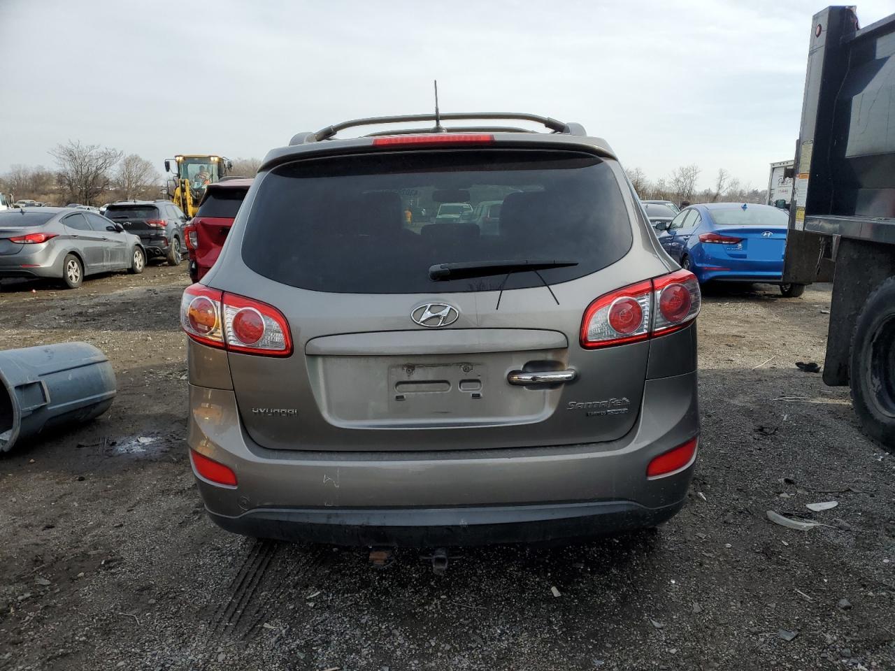2011 Hyundai Santa Fe - Image 6