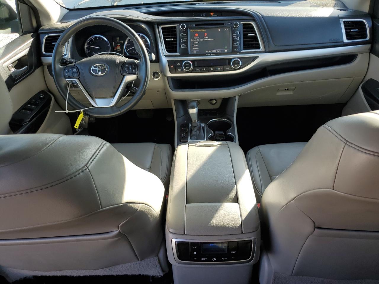 2015 Toyota Highlander - Image 8