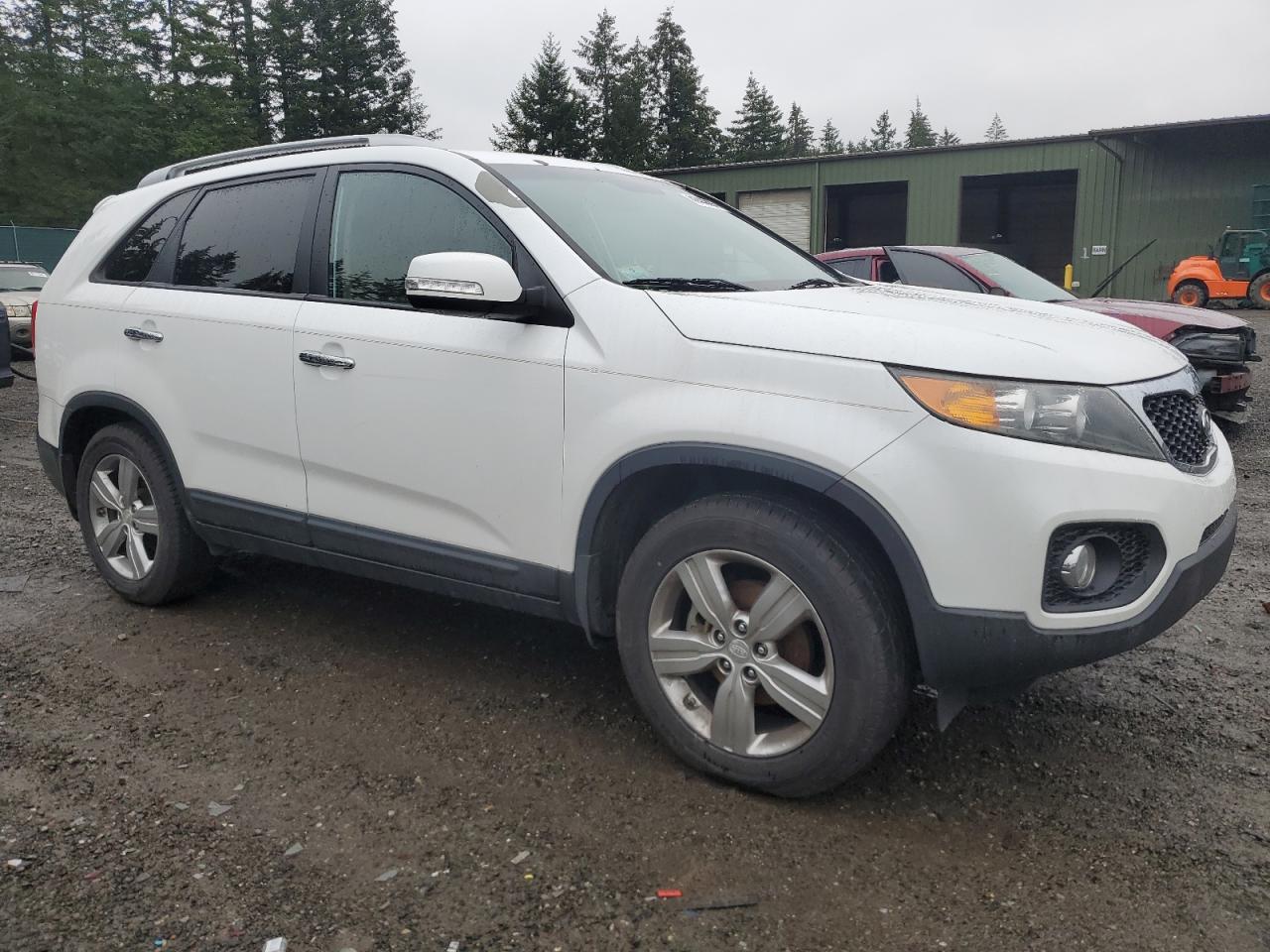 VIN 5XYKU4A67DG367839 2013 KIA SORENTO no.4