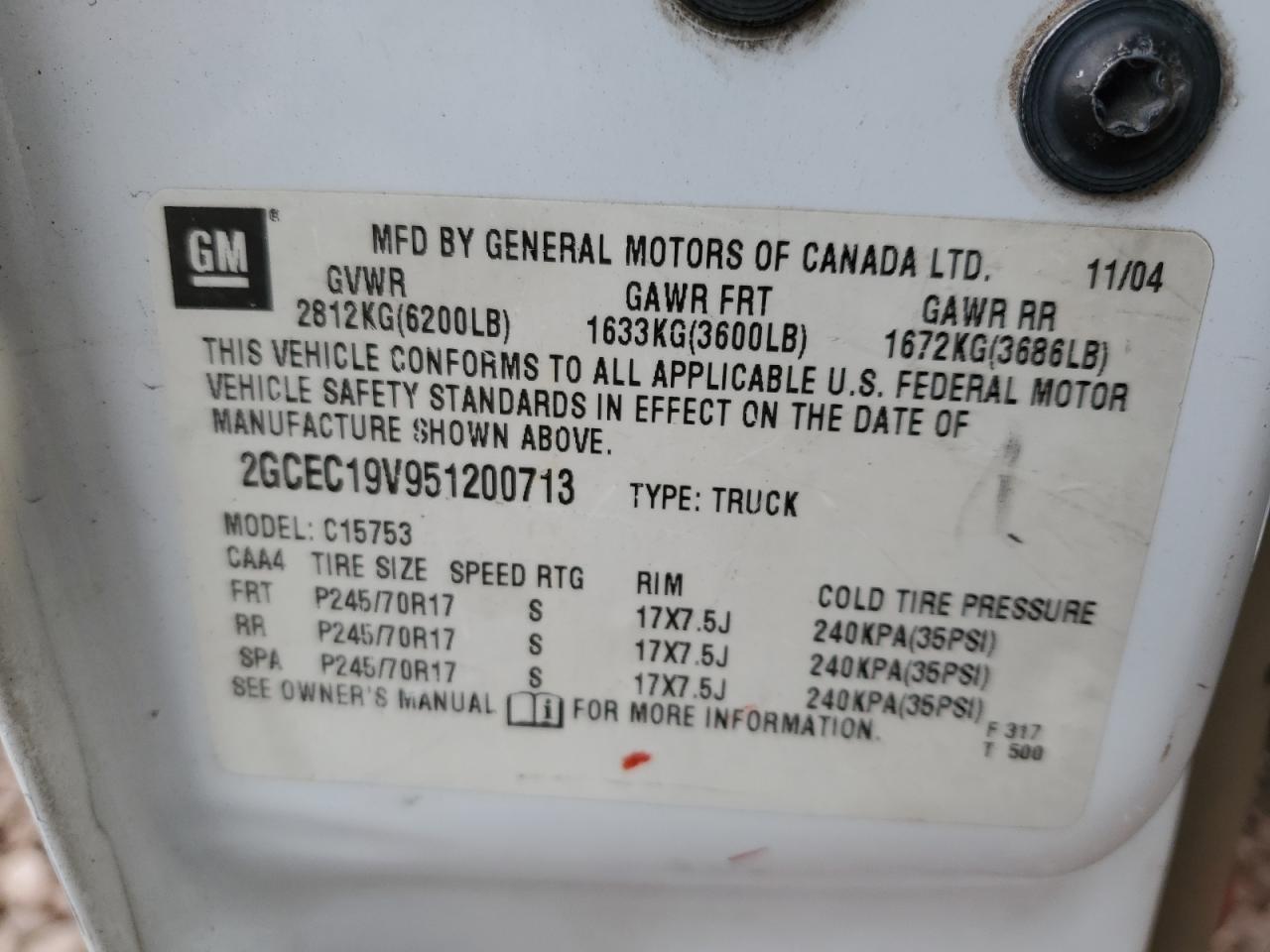 2005 Chevrolet Silverado - Image 12