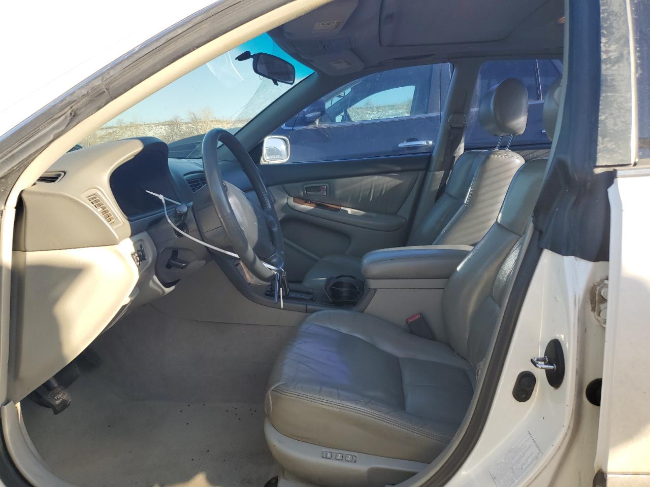 1997 Lexus ES - Image 7