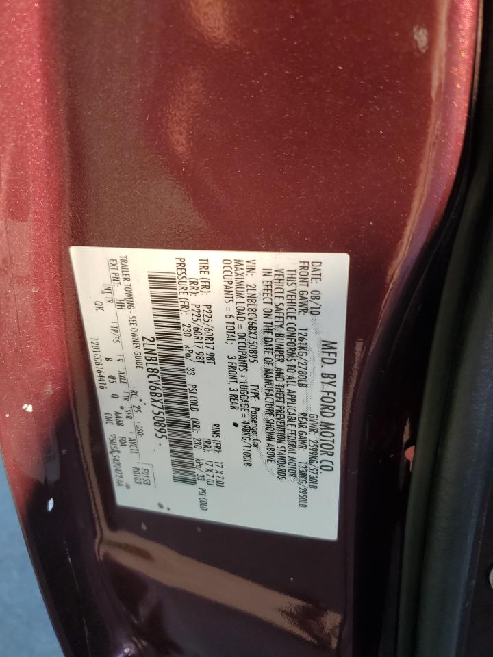 2011 Lincoln Town Car - Image 12