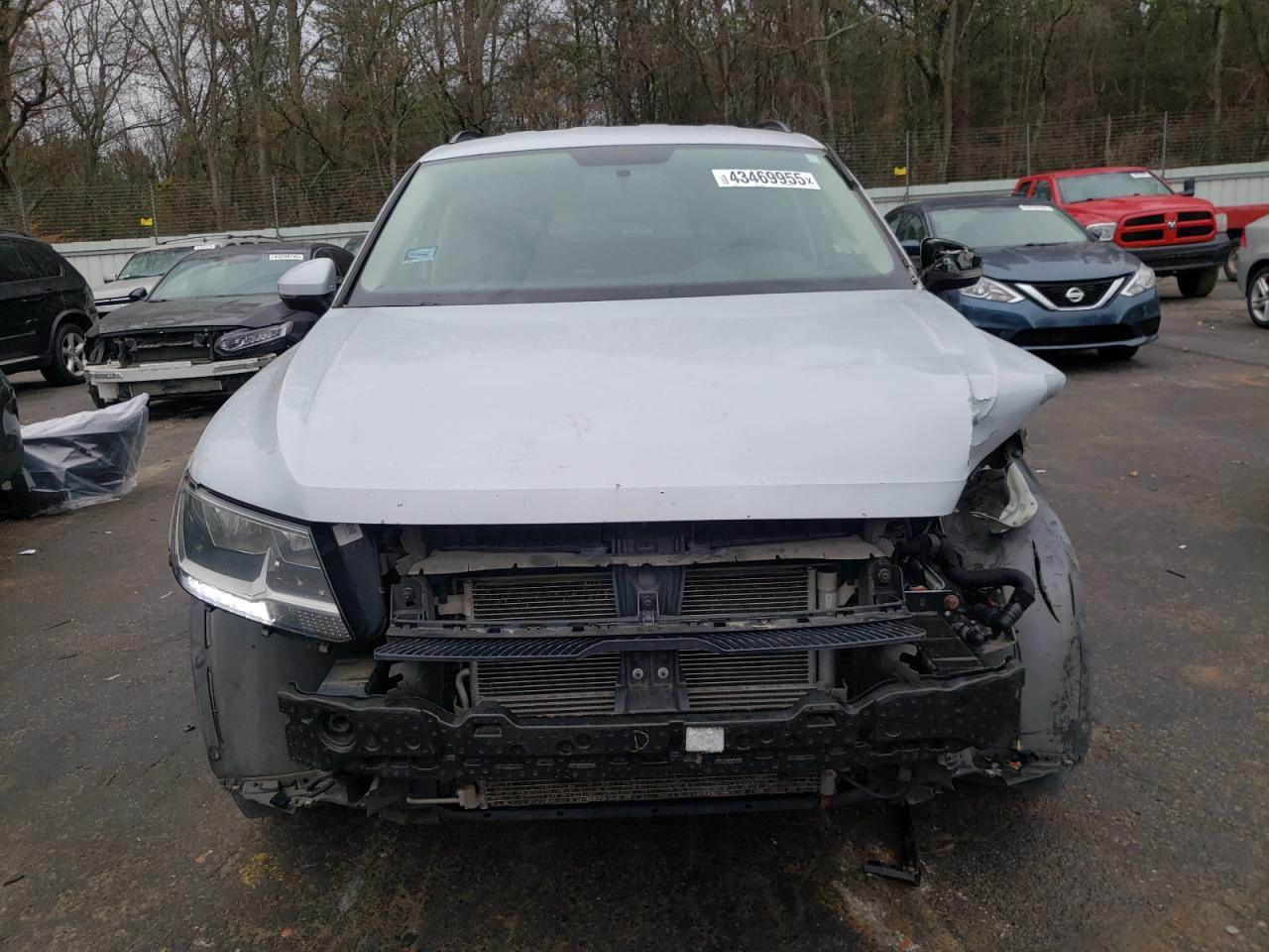 2018 Volkswagen Tiguan - Image 5
