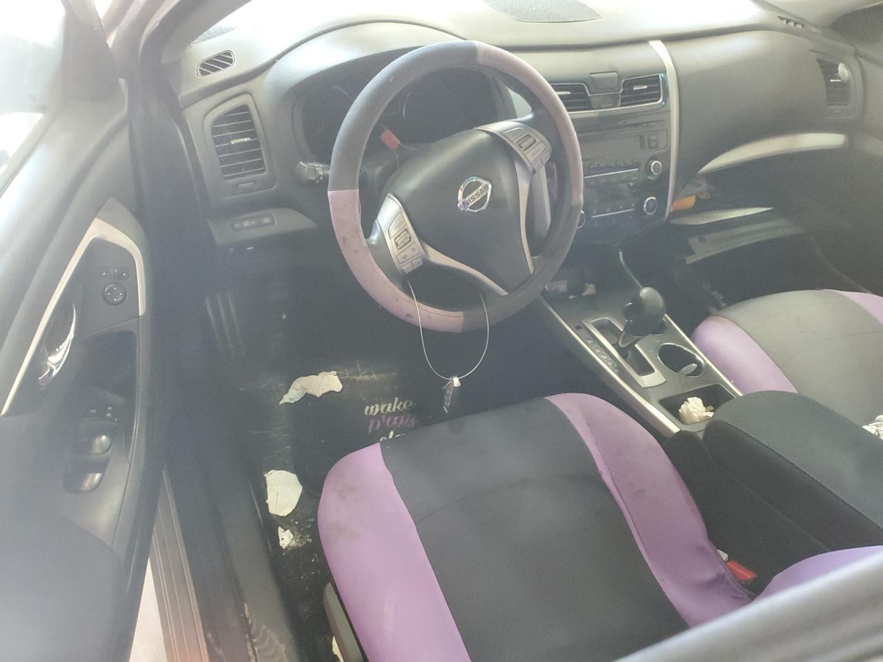 2015 Nissan Altima - Image 8