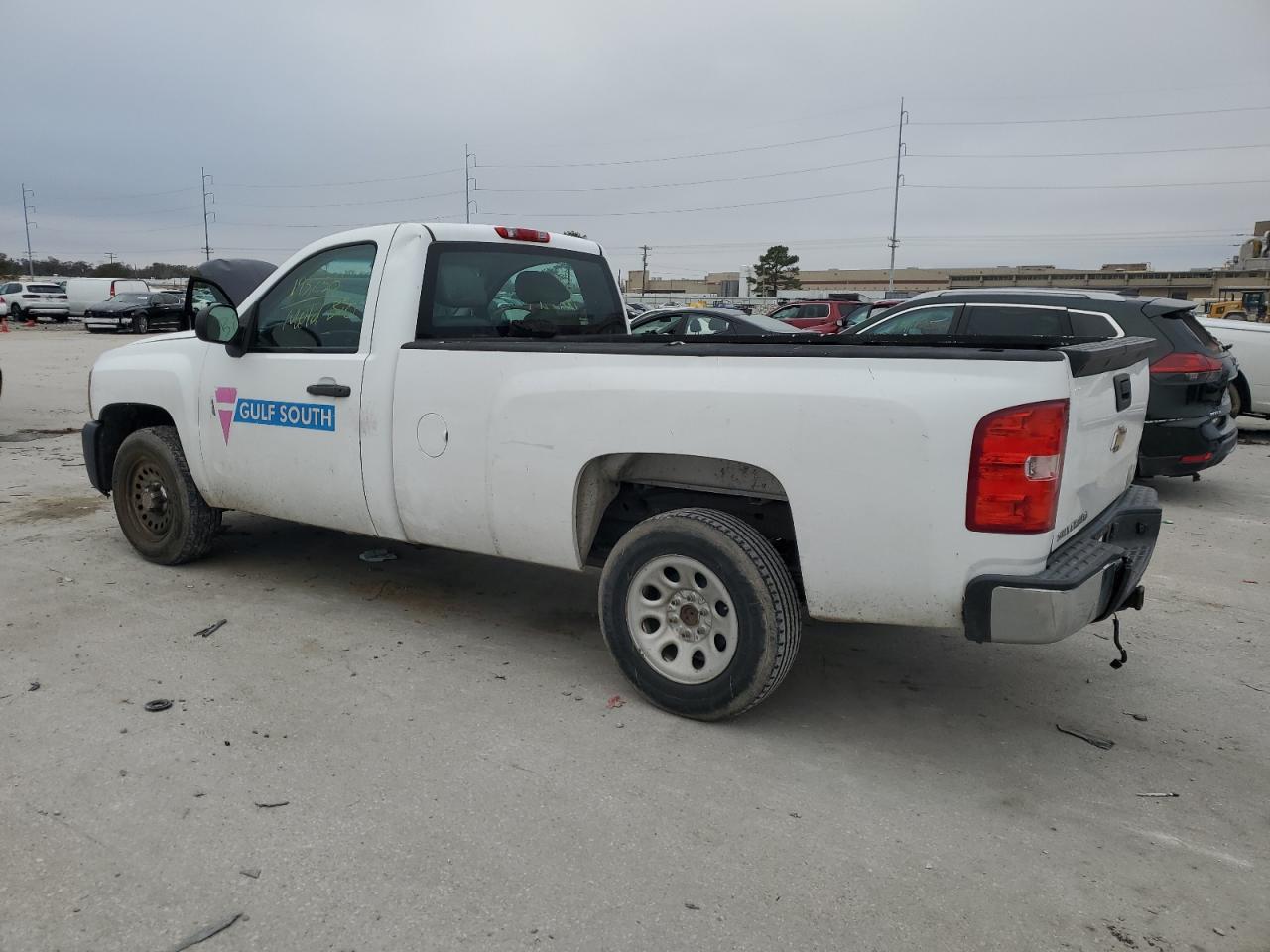 2011 Chevrolet Silverado - Image 2