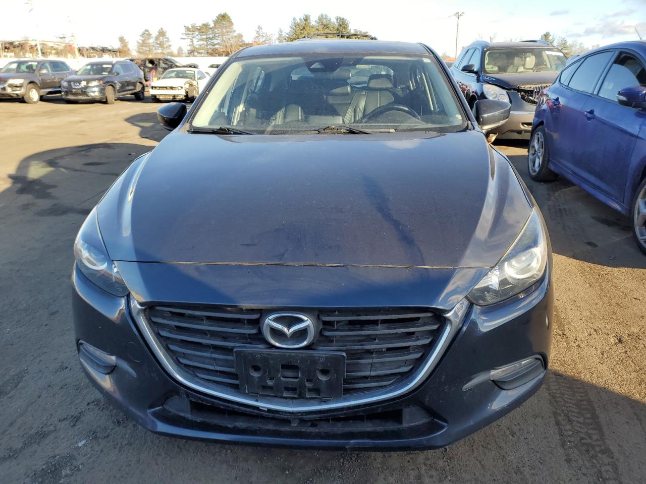 2017 Mazda 3 - Image 5