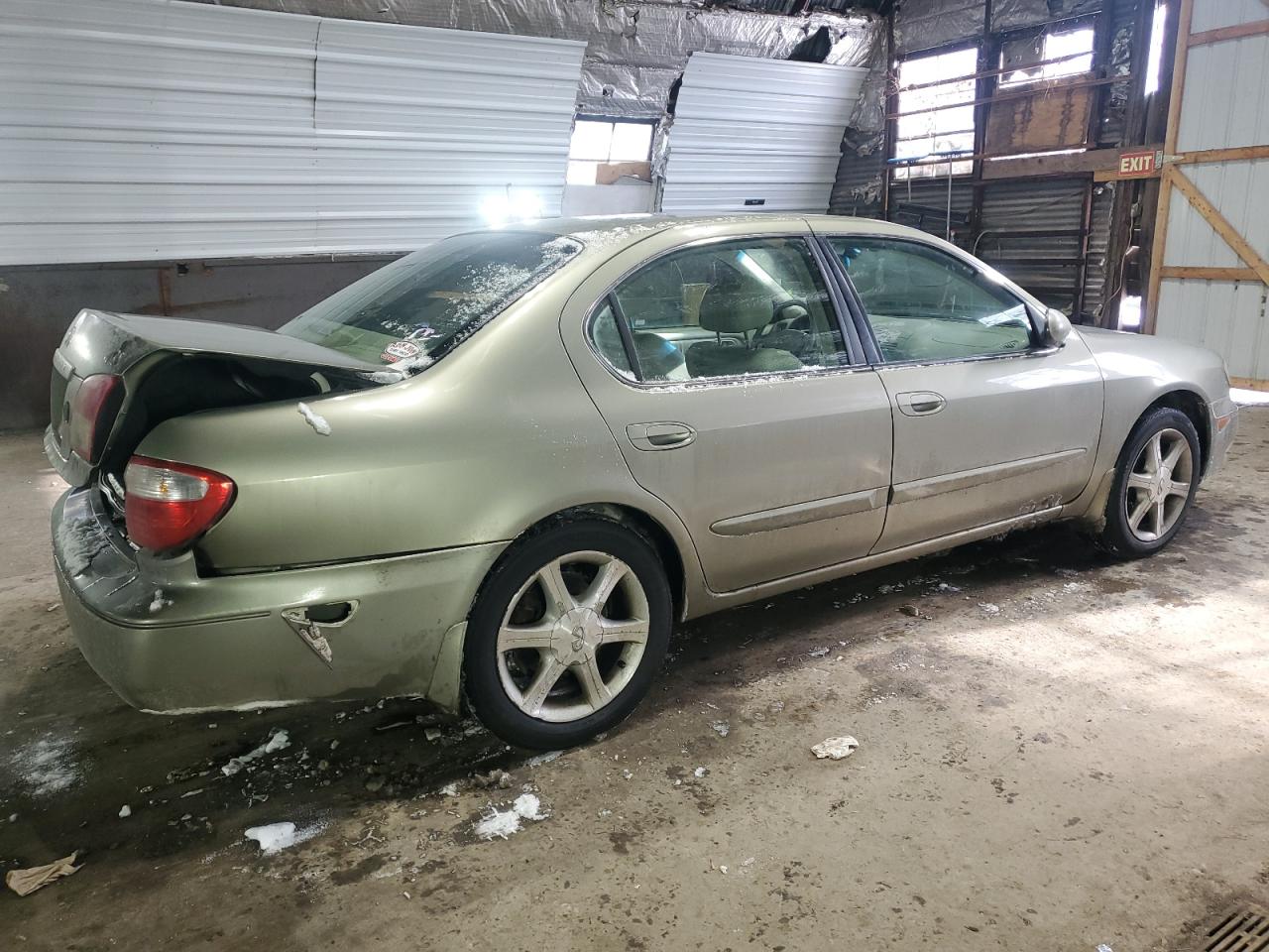 2002 Infiniti I - Image 3