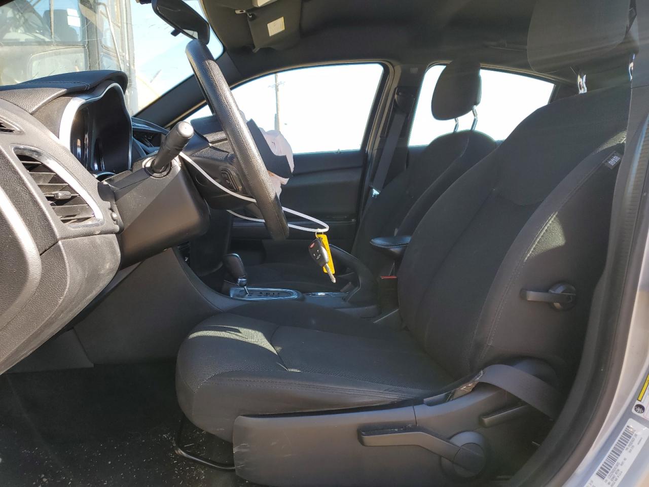 2014 Dodge Avenger - Image 7