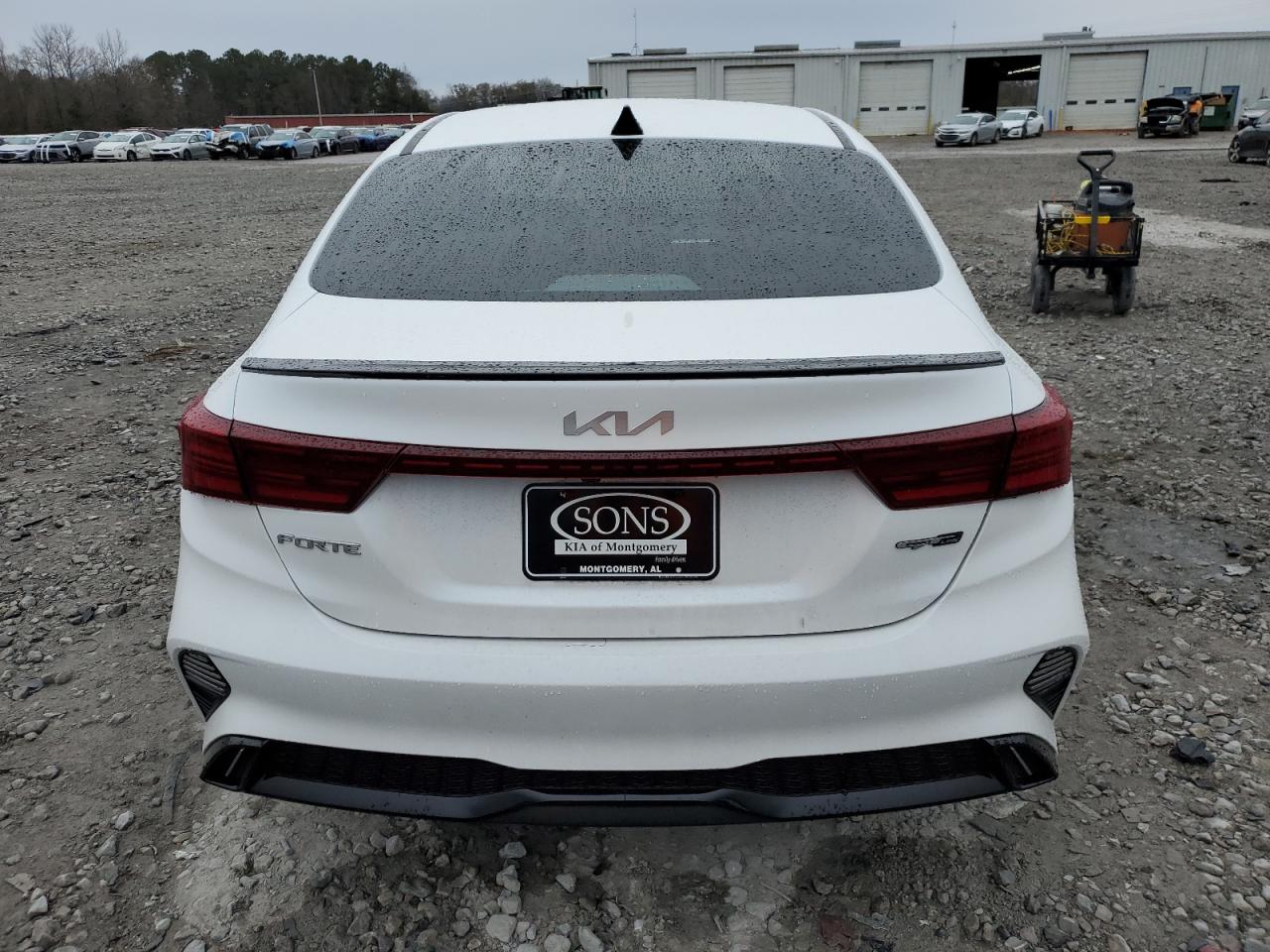 2024 Kia Forte - Image 6