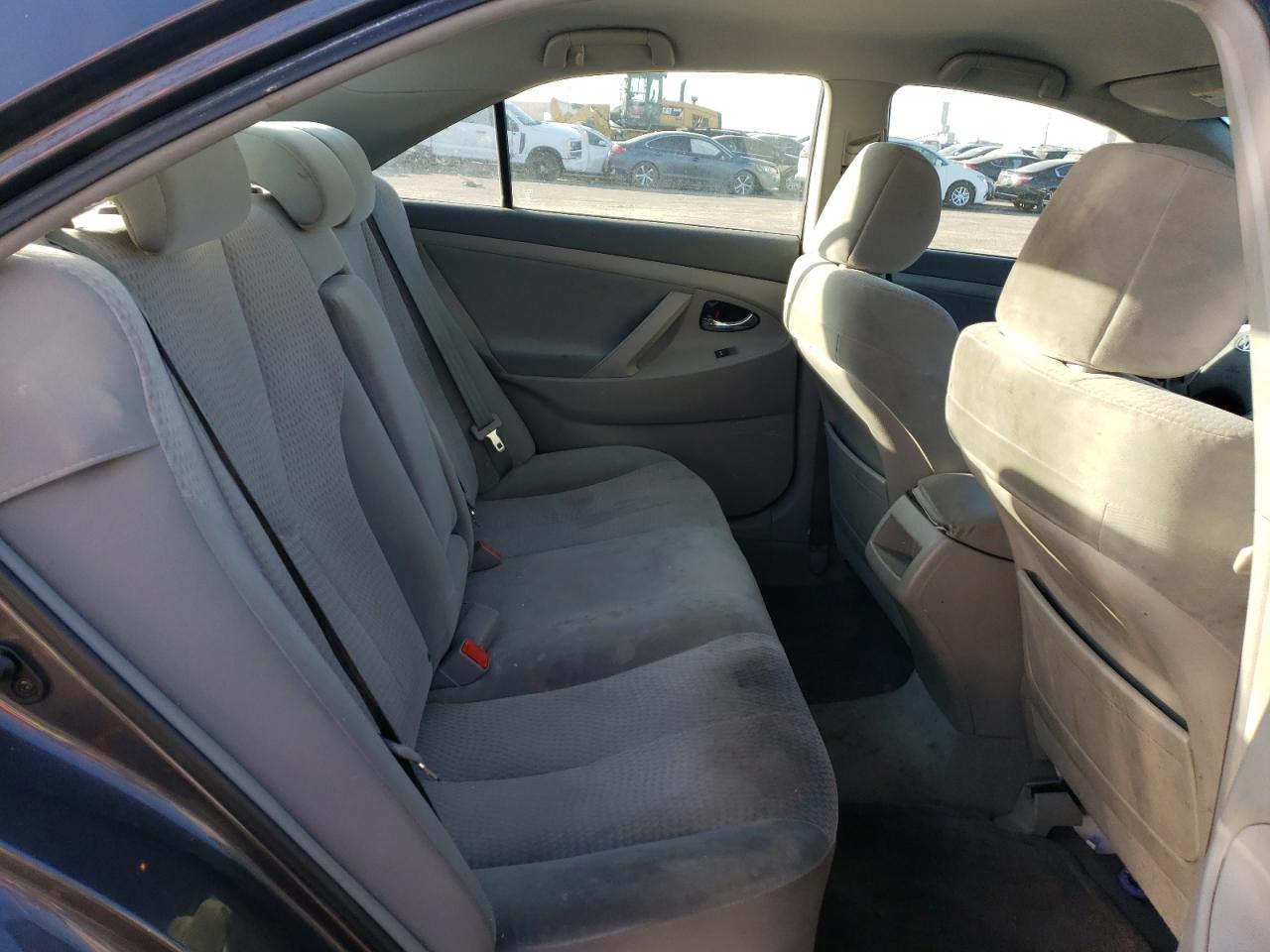 2011 Toyota Camry - Image 10