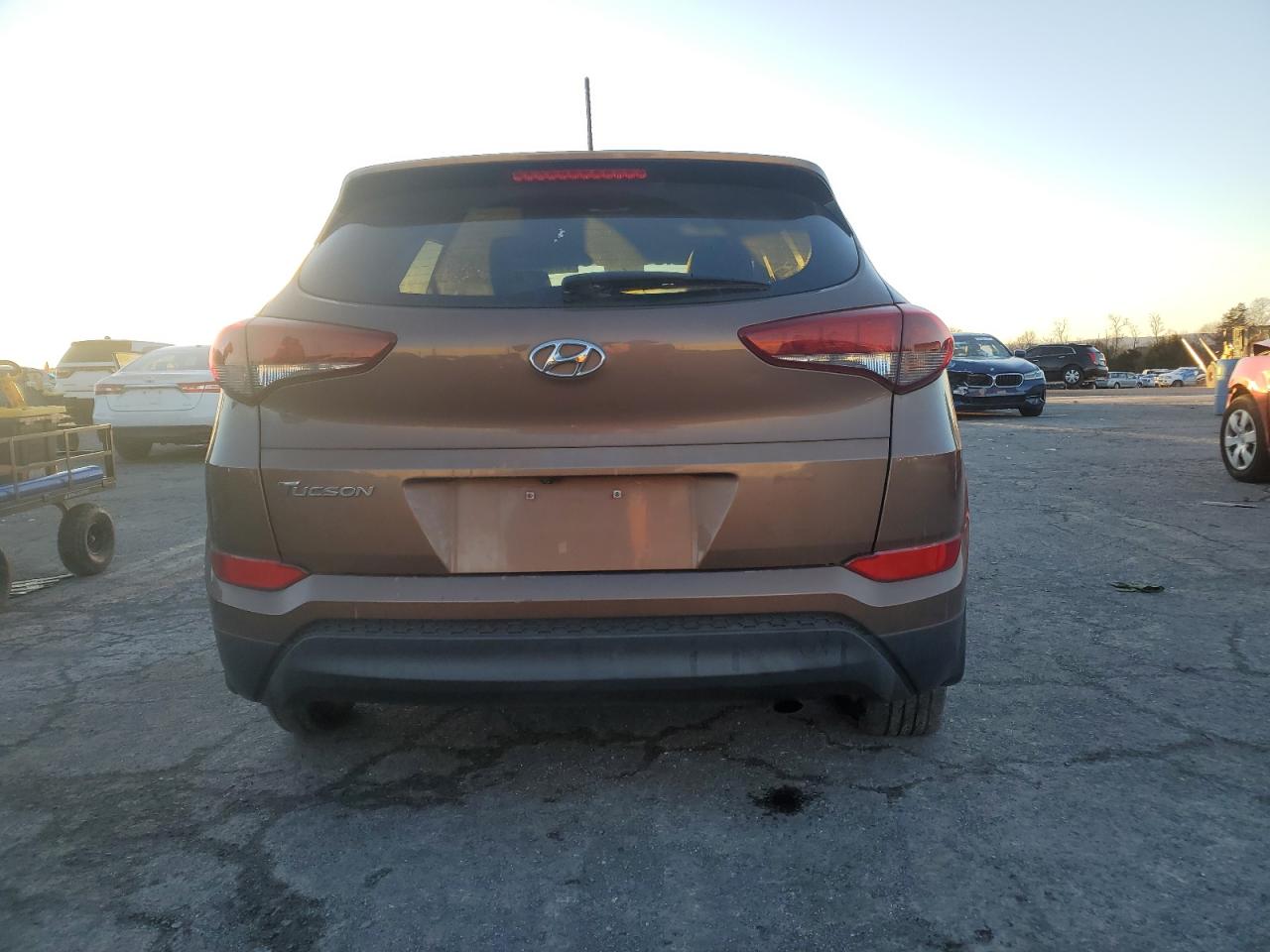 VIN KM8J23A40GU039381 2016 HYUNDAI TUCSON no.6