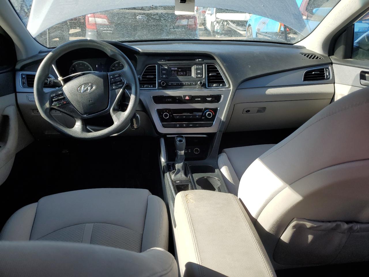 2016 Hyundai Sonata - Image 8