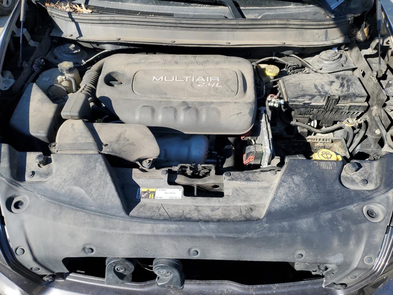 2015 Jeep Grand Cherokee - Image 12