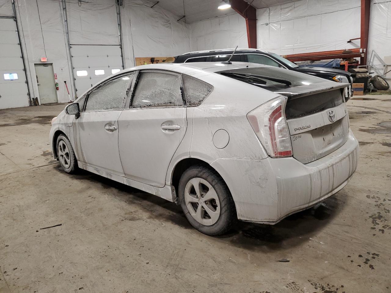 2012 Toyota Prius - Image 2