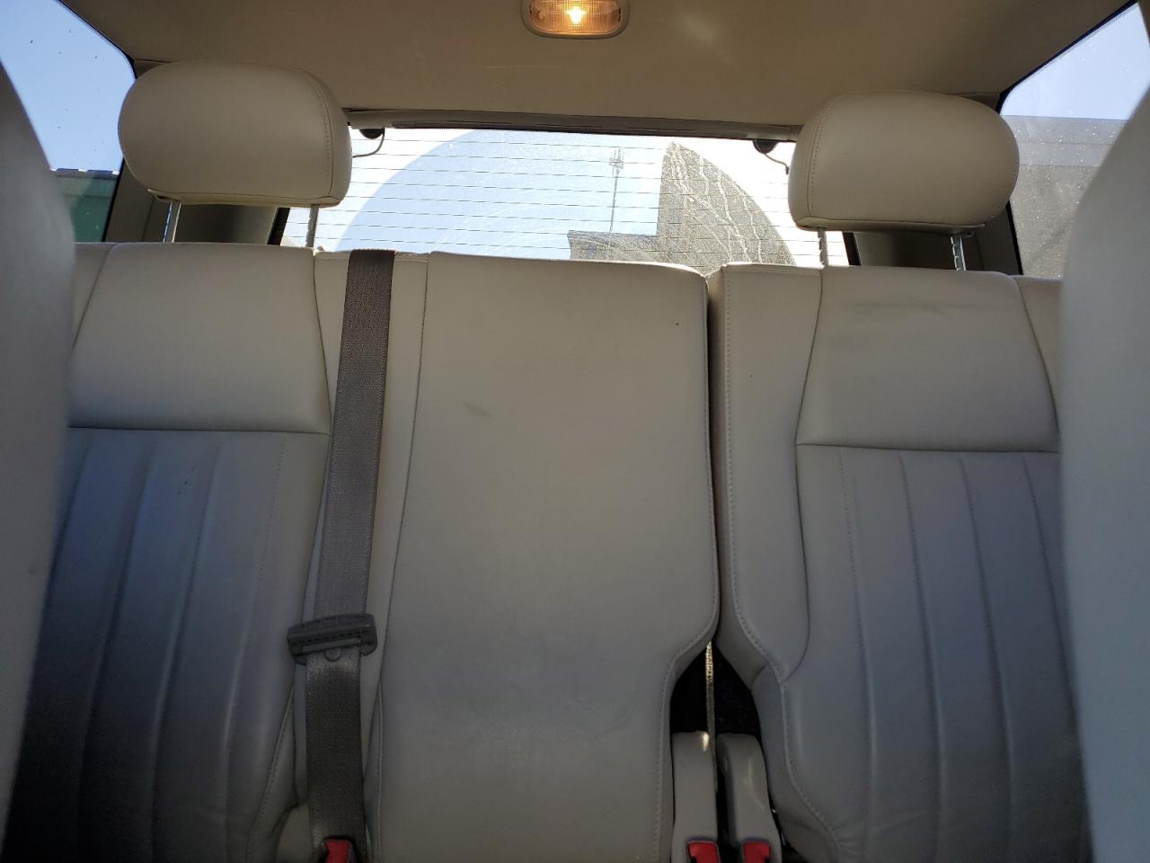 2005 Jeep Liberty (North America) - Image 10