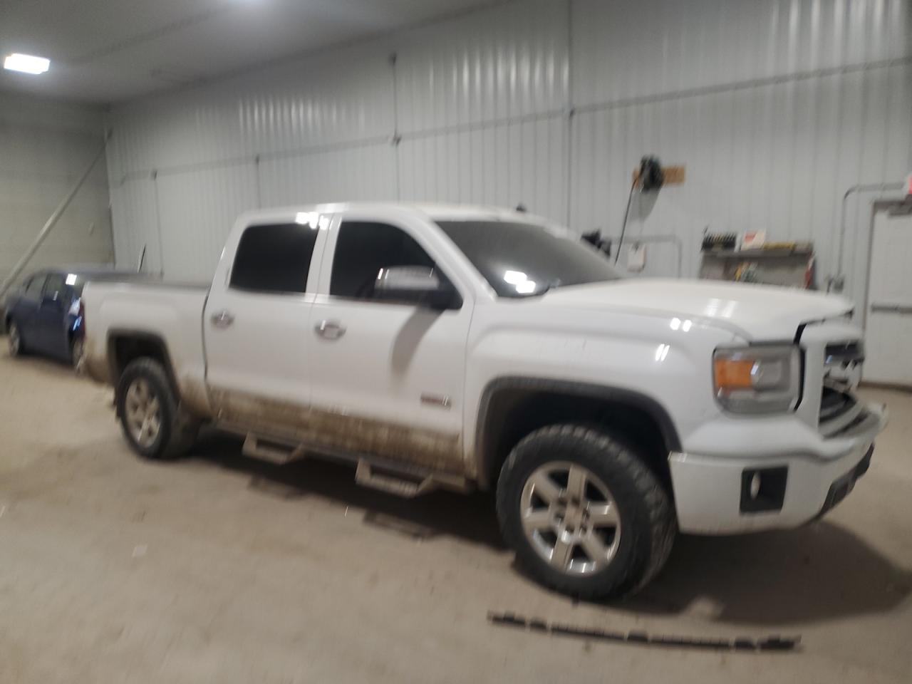 2014 GMC Sierra - Image 4