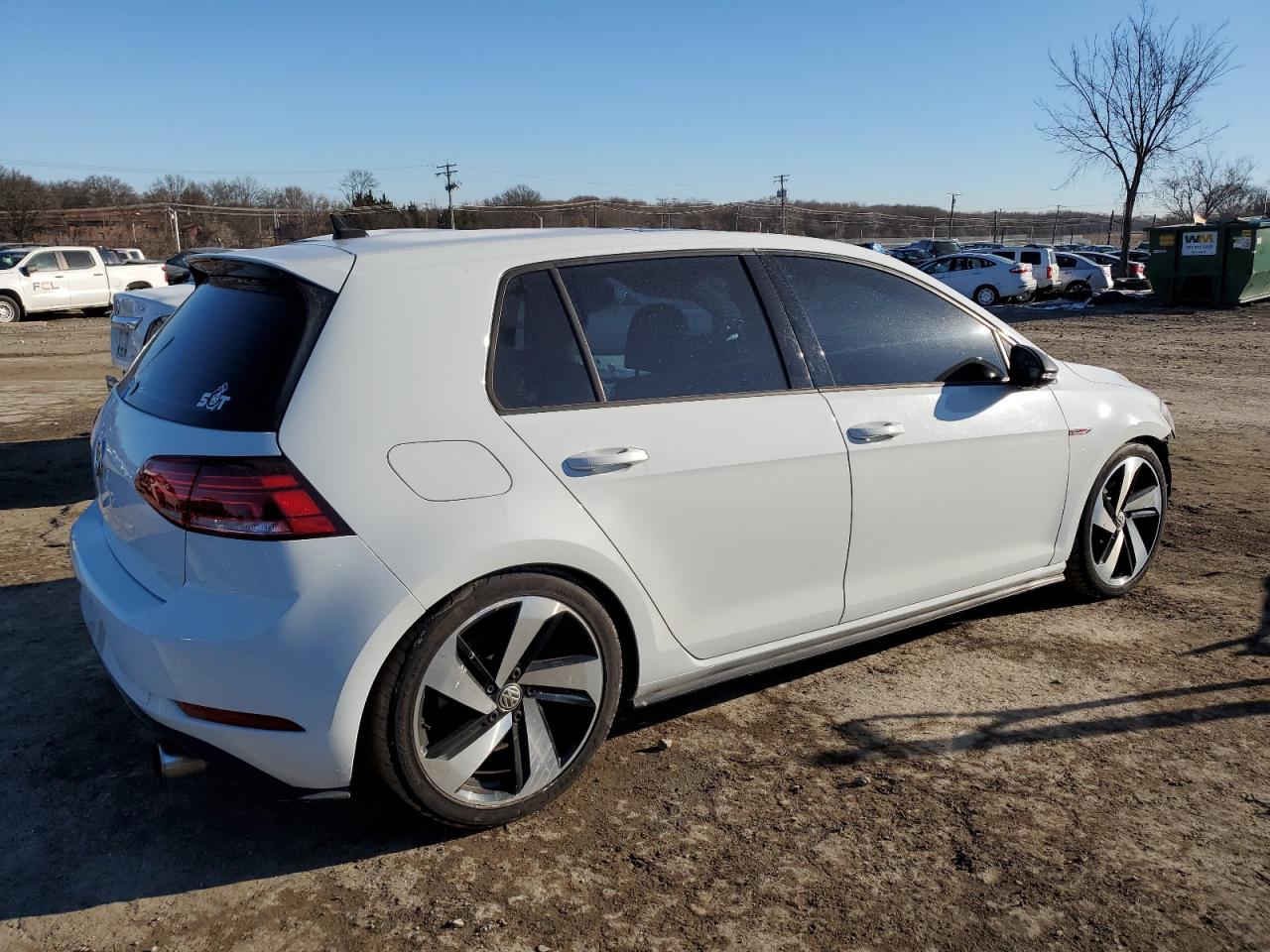 2019 Volkswagen GTI - Image 3
