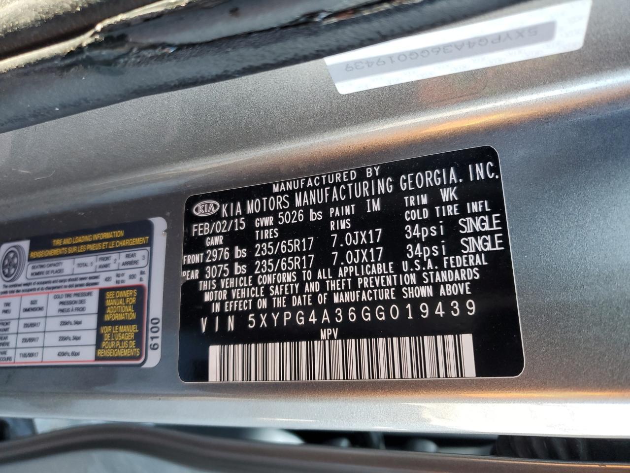 2016 Kia Sorento - Image 13