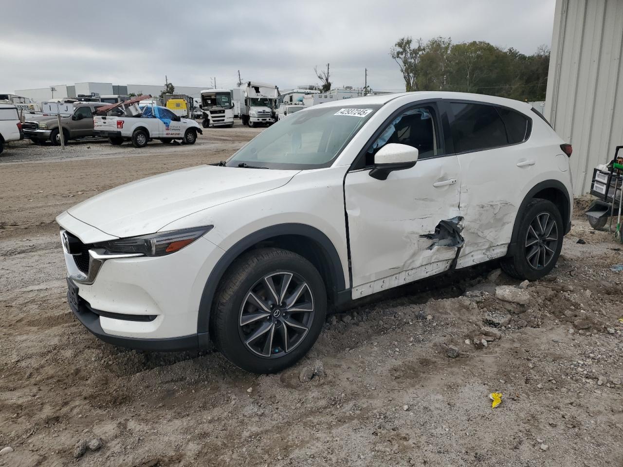 2017 Mazda Cx-5 Grand Touring for Sale in Apopka, FL - Side