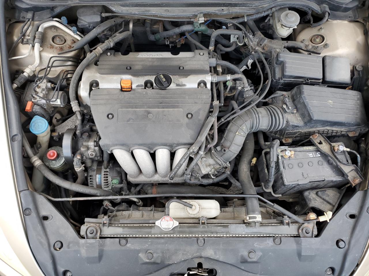 2005 Honda Accord - Image 12