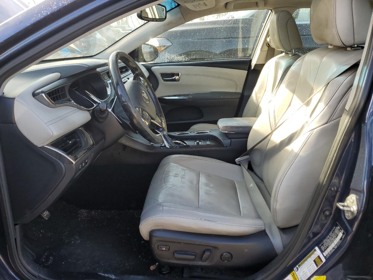 2014 Toyota Avalon - Image 7