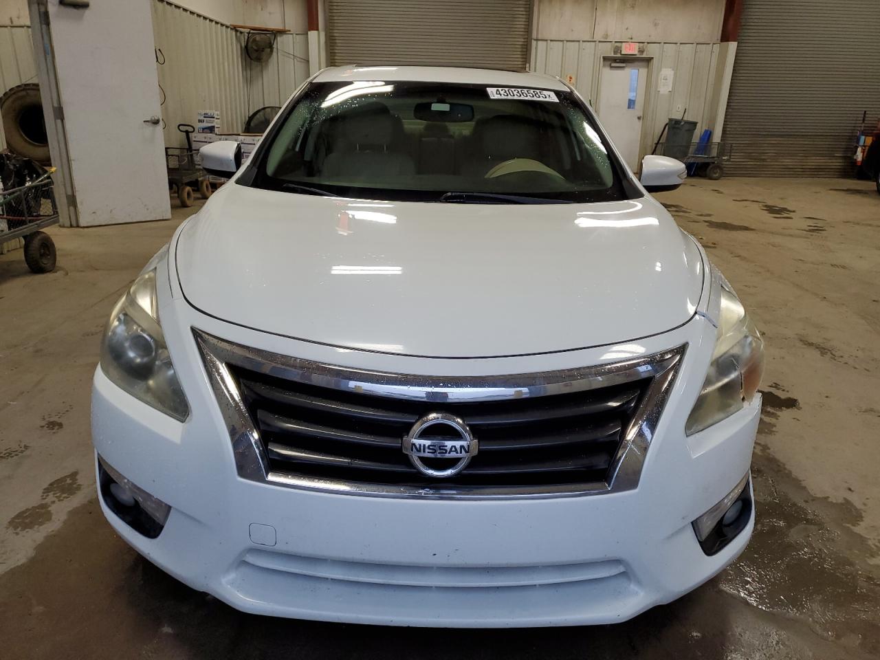 2015 Nissan Altima - Image 5