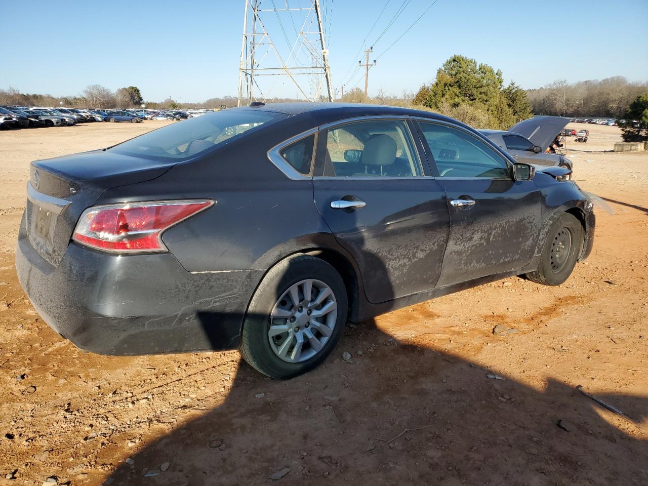 2015 Nissan Altima - Image 3