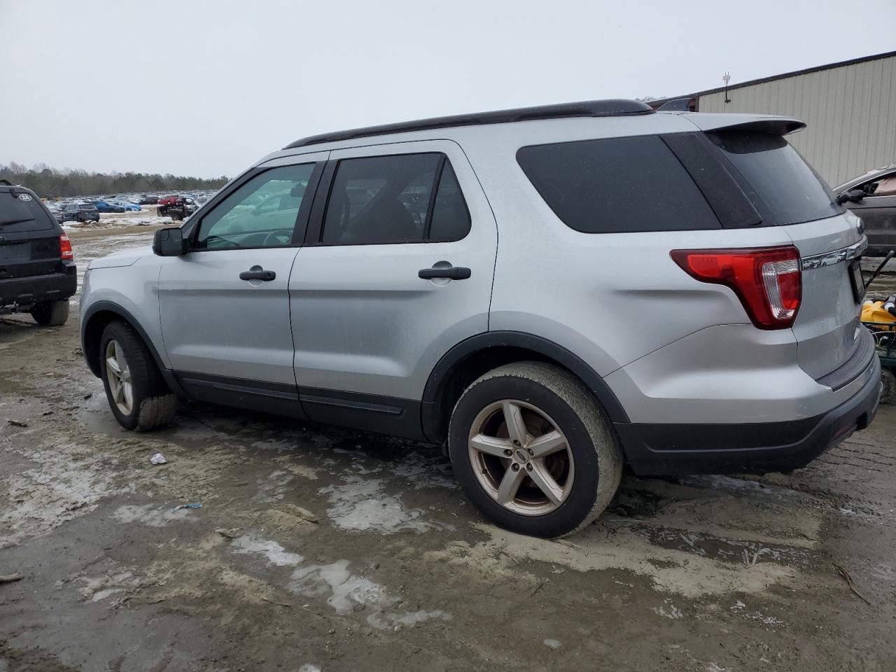 2018 Ford Explorer - Image 2