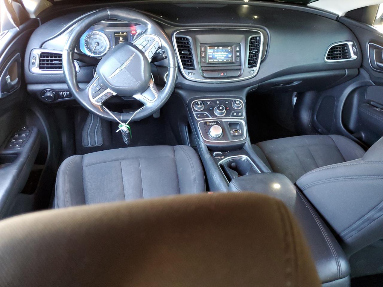 2015 Chrysler 200 - Image 8