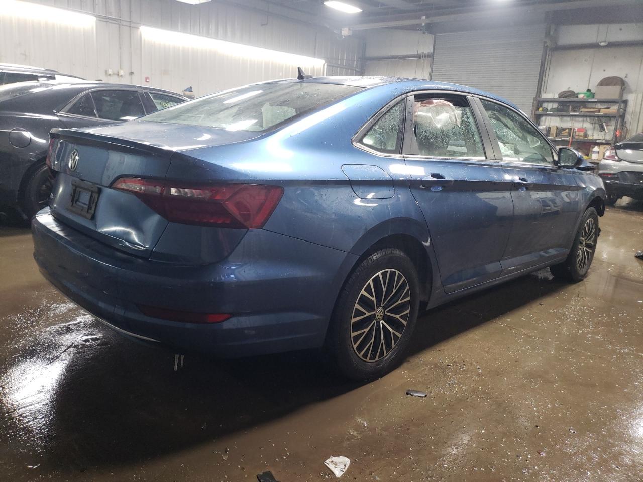2020 Volkswagen Jetta - Image 3