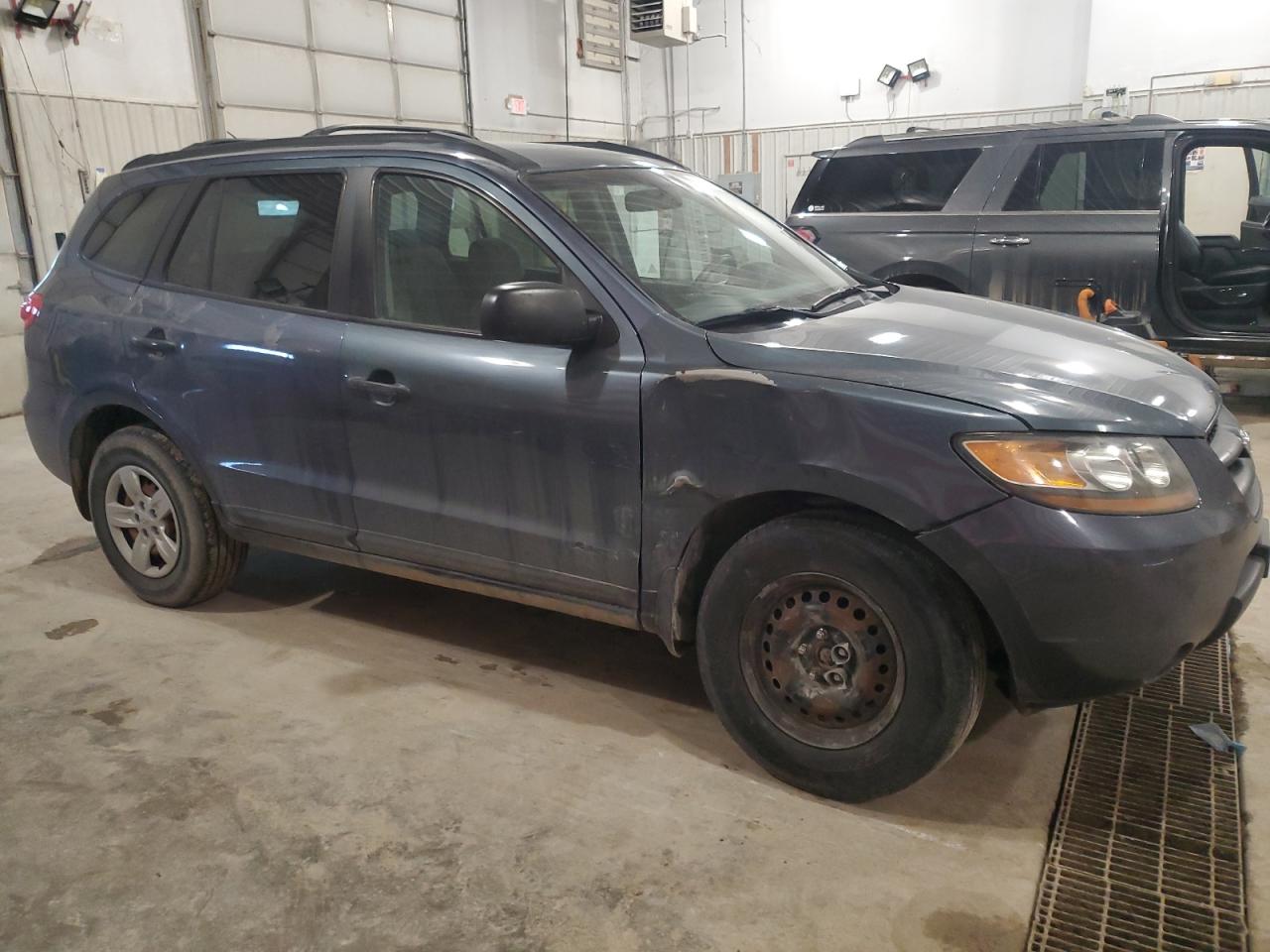 2009 Hyundai Santa Fe - Image 4
