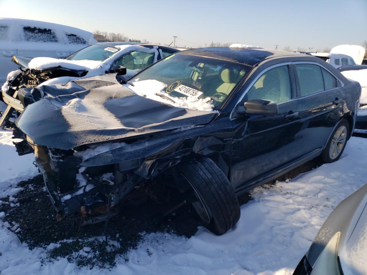 2015 Ford Taurus - Image 1