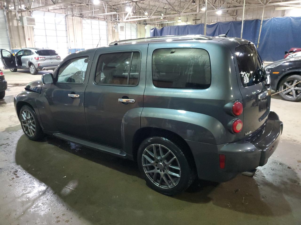 2010 Chevrolet HHR - Image 2