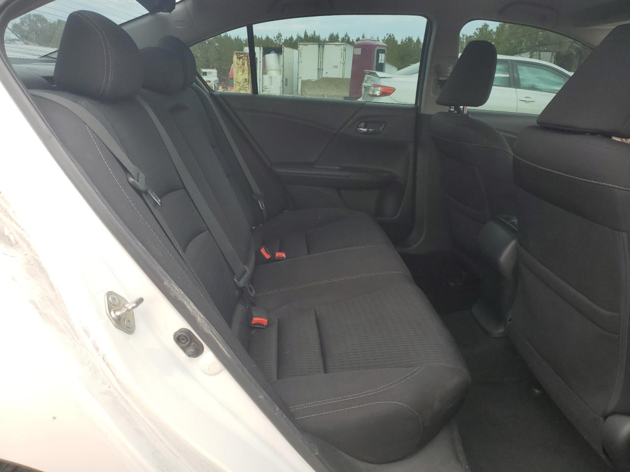 2015 Honda Accord - Image 11