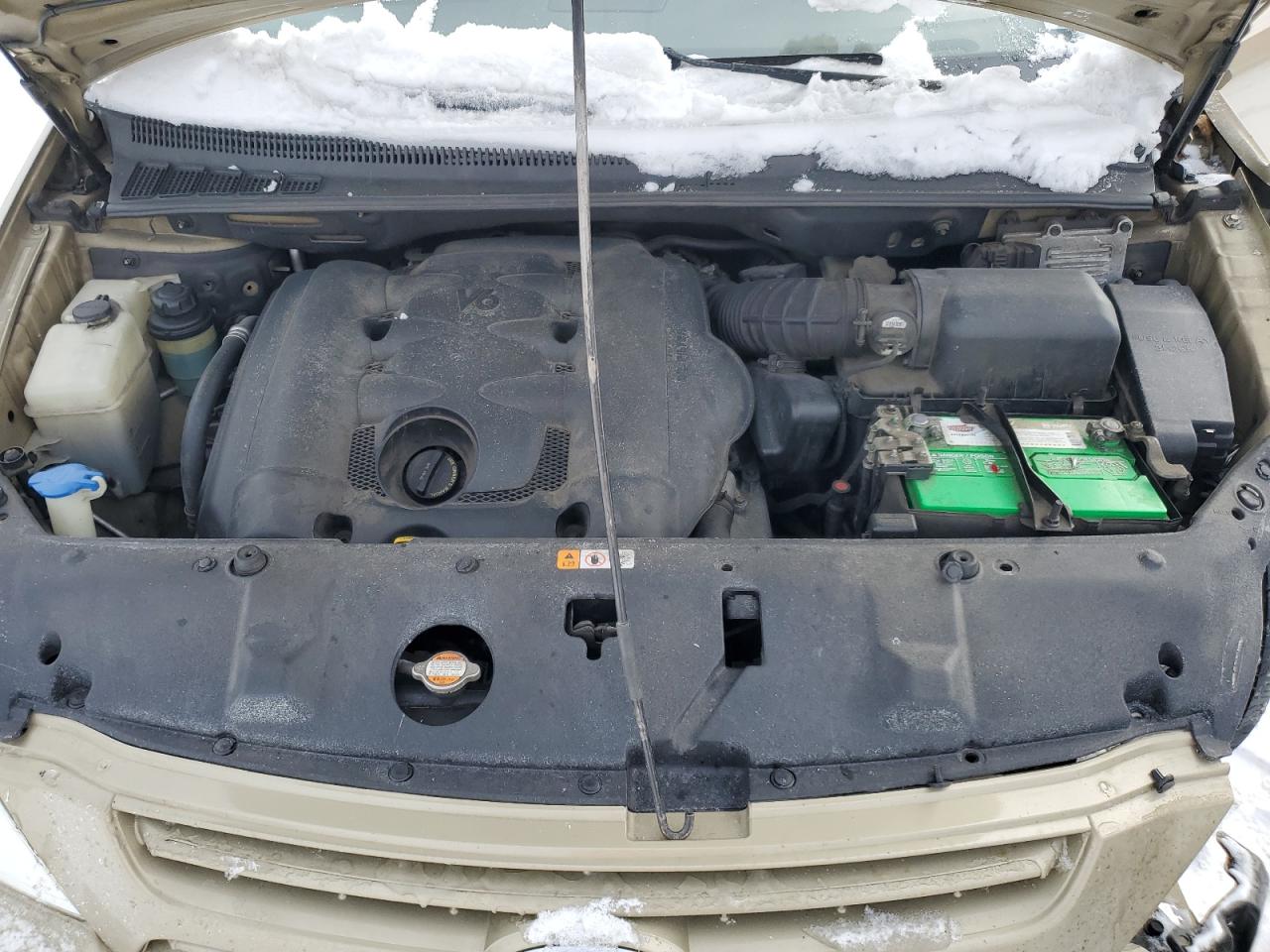 2010 Kia Sedona - Image 14