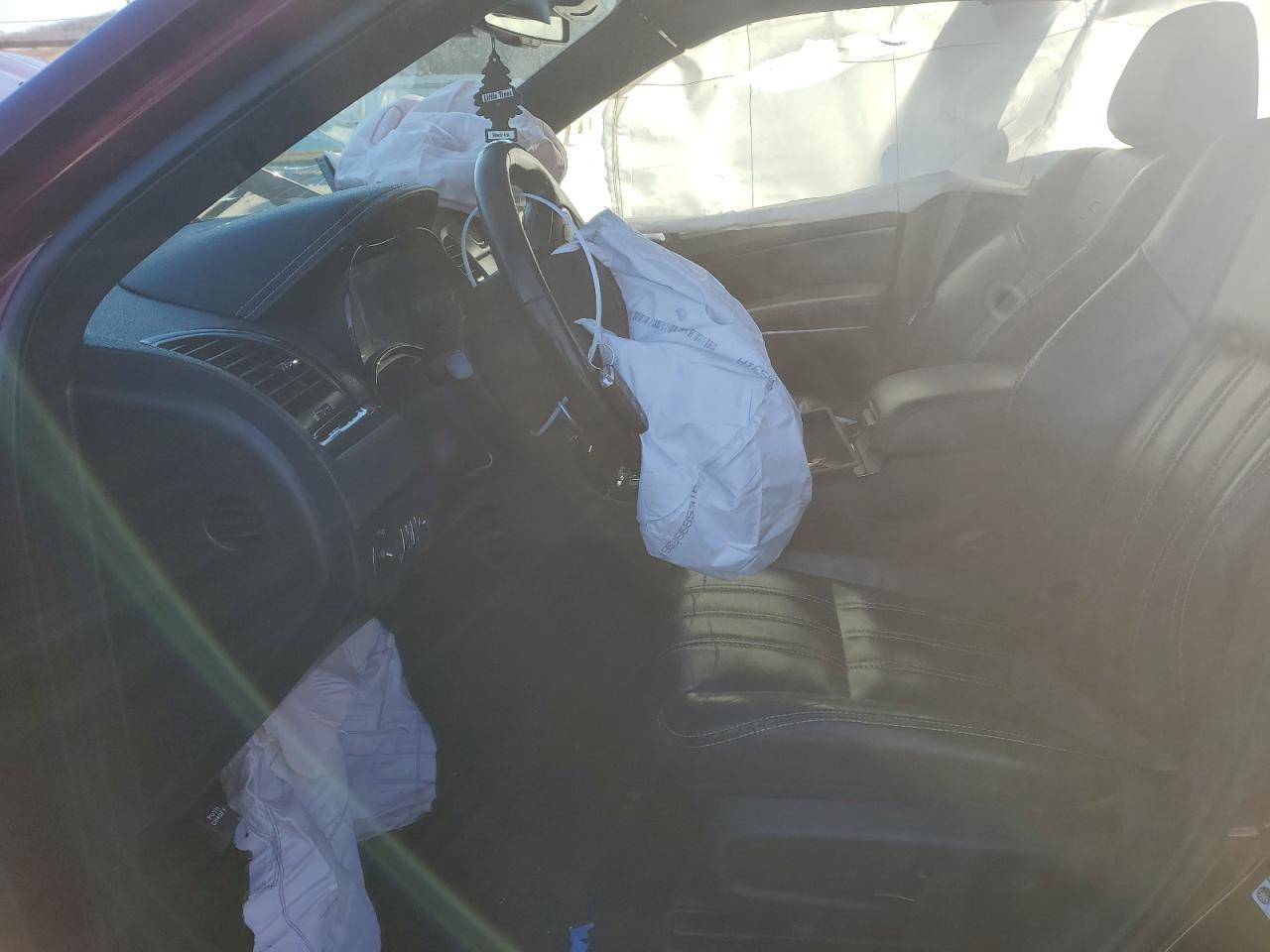 2019 Chrysler 300 - Image 7