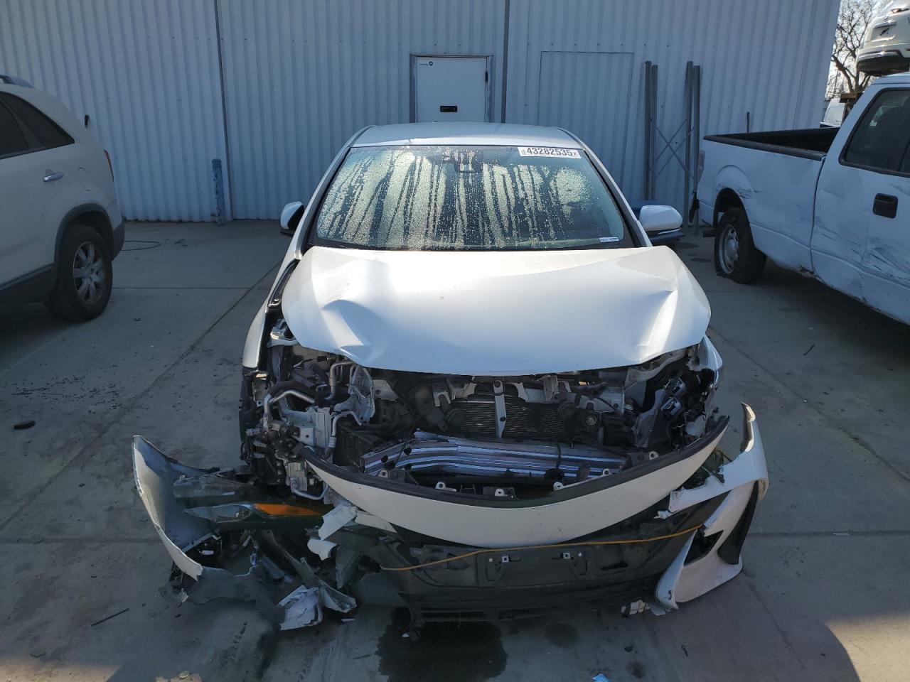 2020 Toyota Prius - Image 5