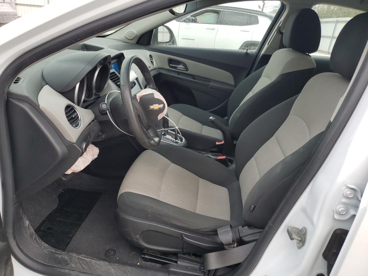 2012 Chevrolet Cruze - Image 7