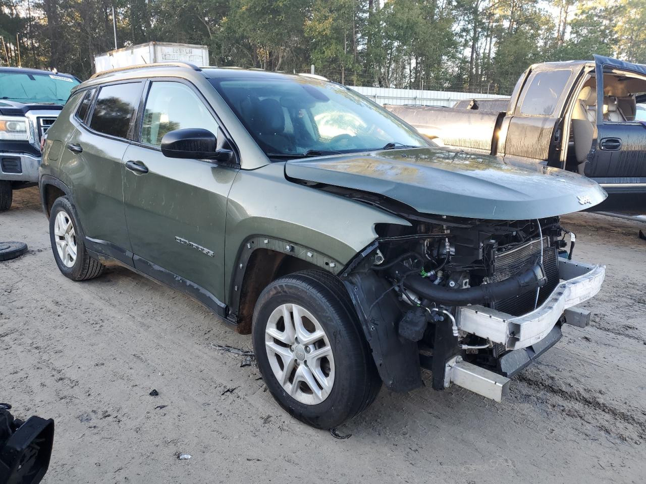 2018 Jeep Compass - Image 4