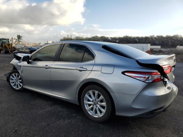  TOYOTA CAMRY 2020 Srebrny