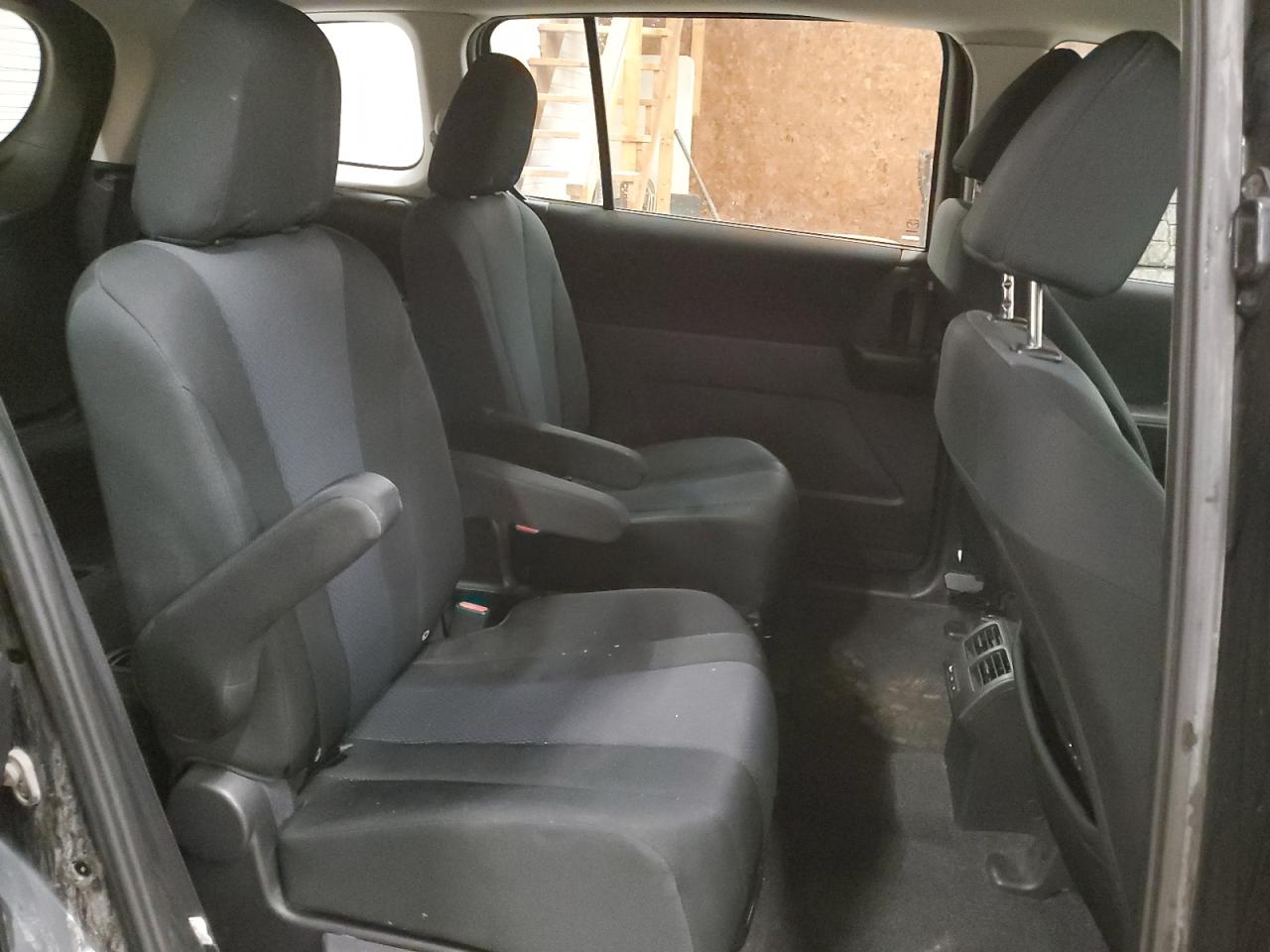2013 Mazda 5 - Image 11