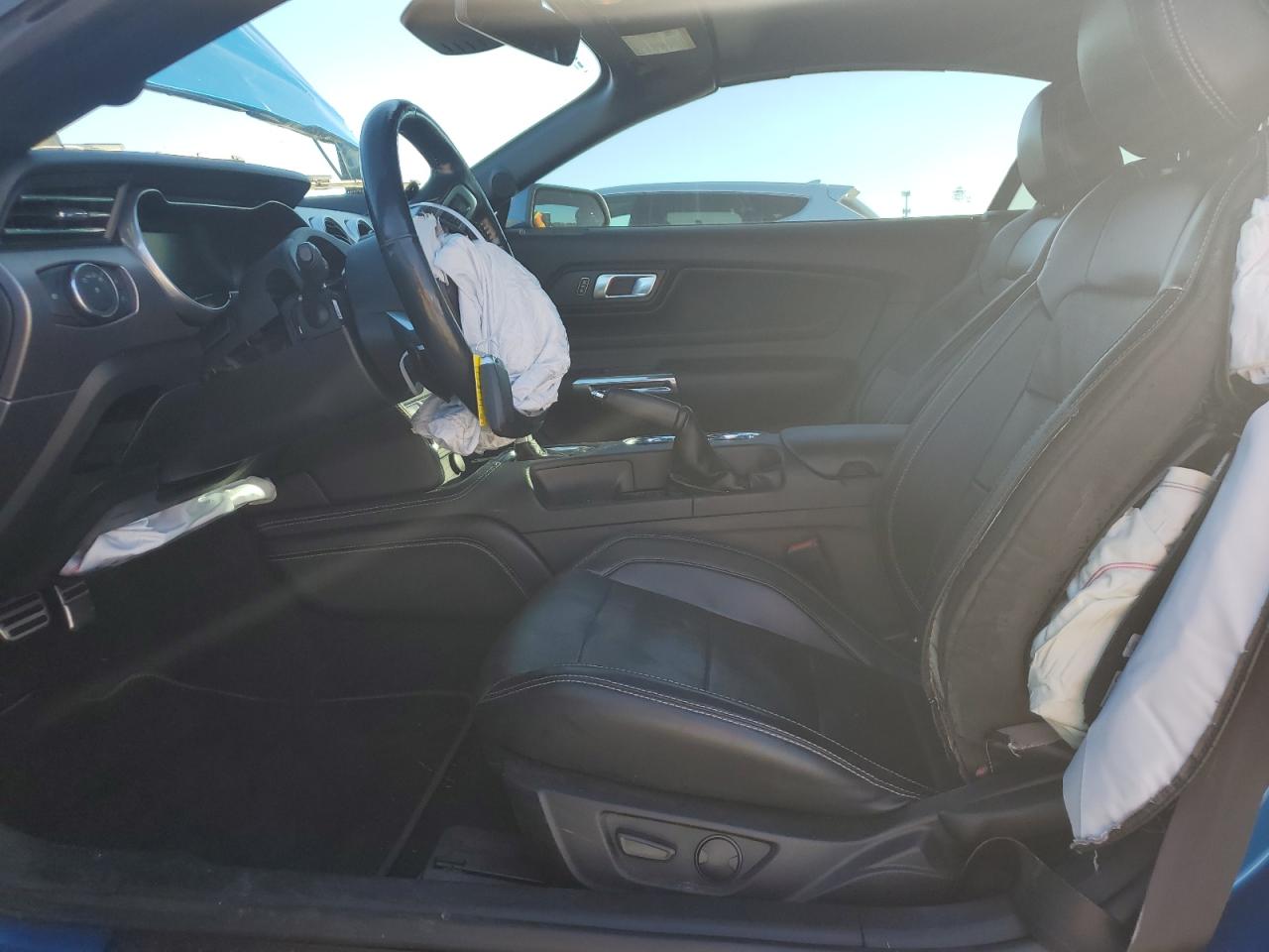 2020 Ford Mustang - Image 7