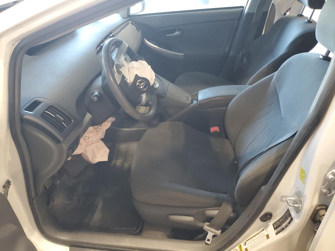 2010 Toyota Prius - Image 7