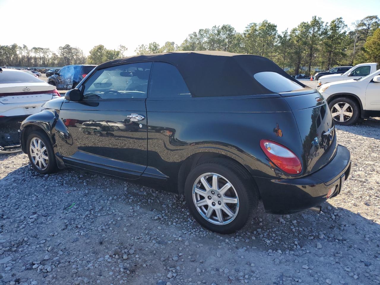 2007 Chrysler PT Cruiser - Image 2