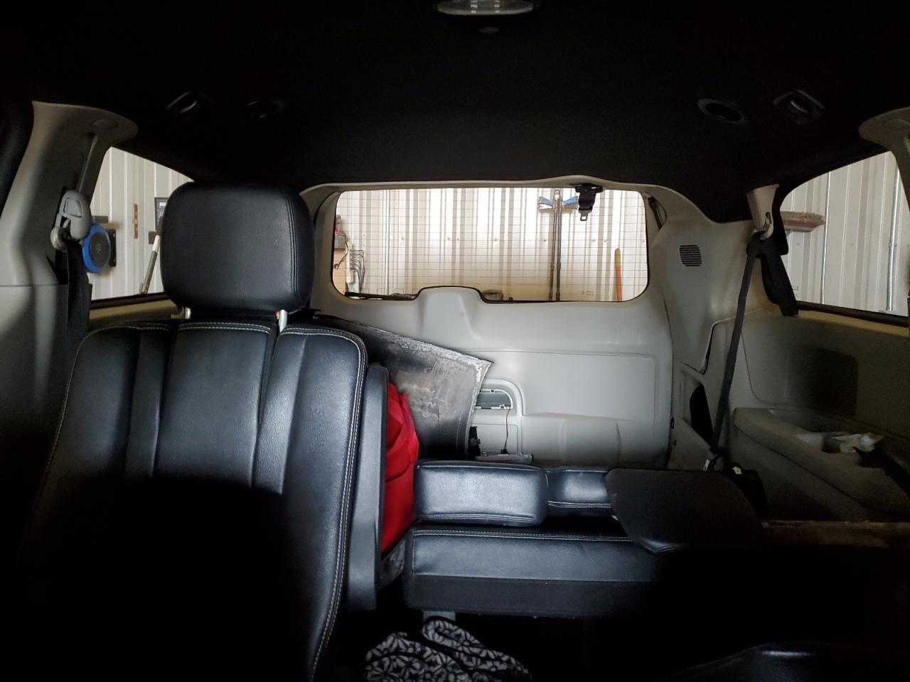 2018 Dodge Caravan - Image 10